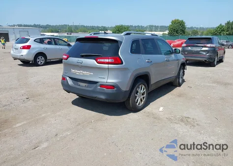 2015 Jeep Cherokee Latitude z USA, uszkodzony, nr VIN 1C4PJMCB2FW501154